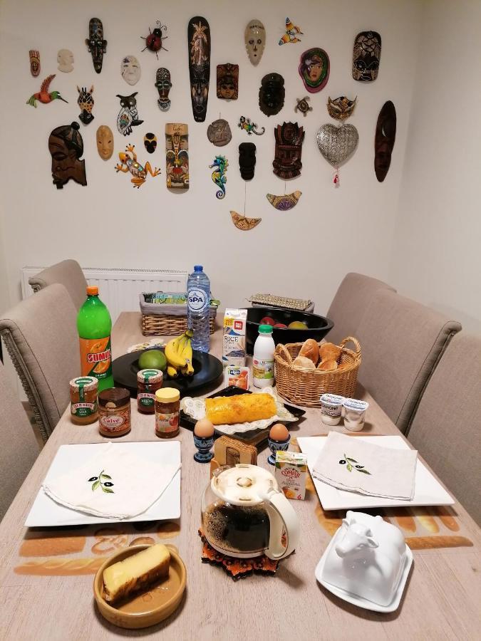 לינה וארוחת בוקר בריסל Tagusnunus מראה חיצוני תמונה
